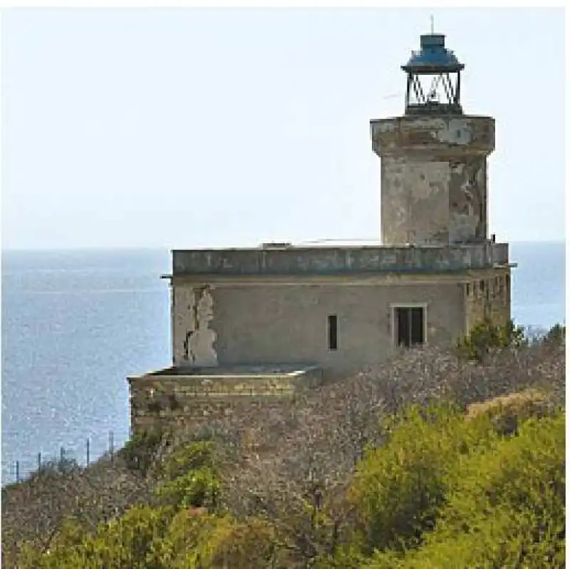 FARO SAN DOMINO TREMITI