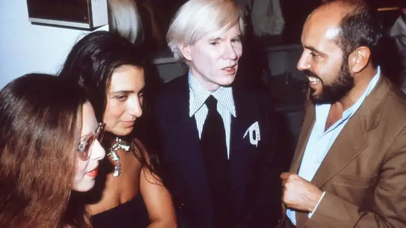 FIORUCCI E WARHOL