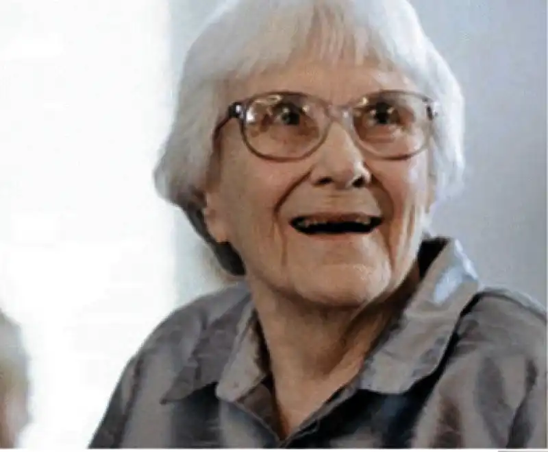 HARPER LEE