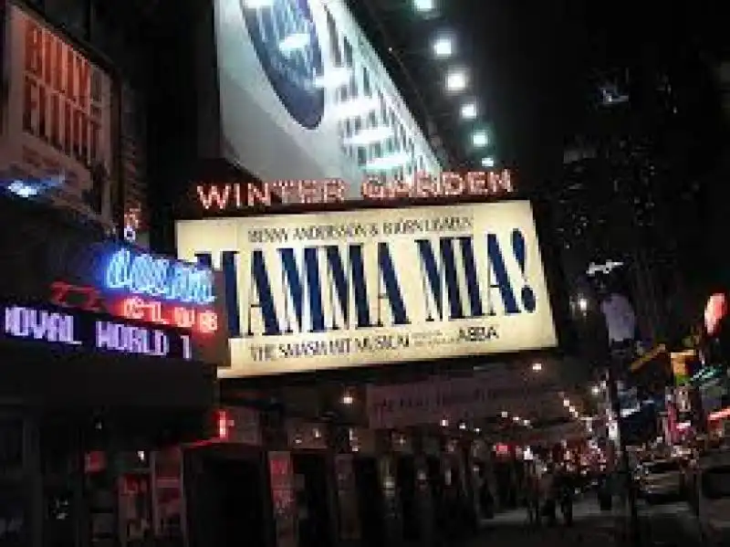 MAMMA MIA BROADWAY 1