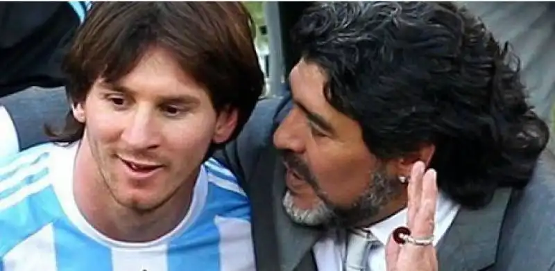 MARADONA MESSI