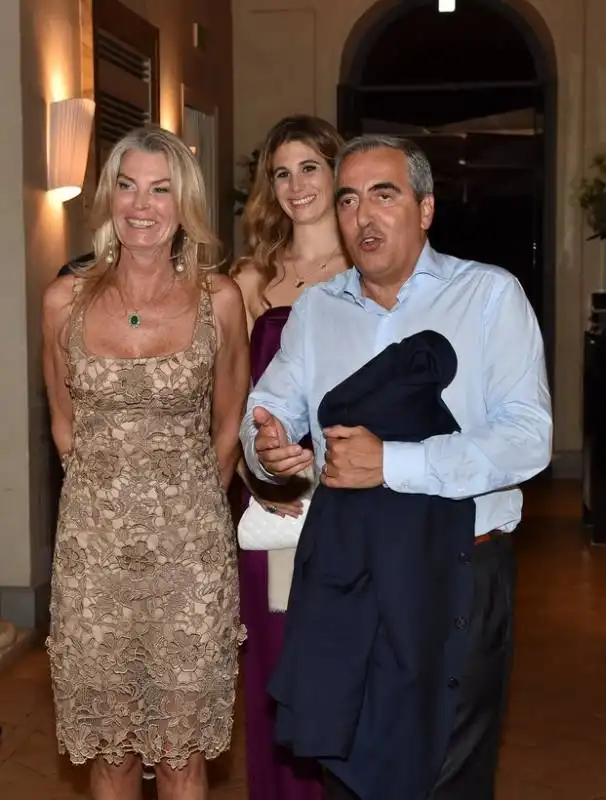 maurizio gasparri con la senatrice rizzotti maria e la figlia maria letizia