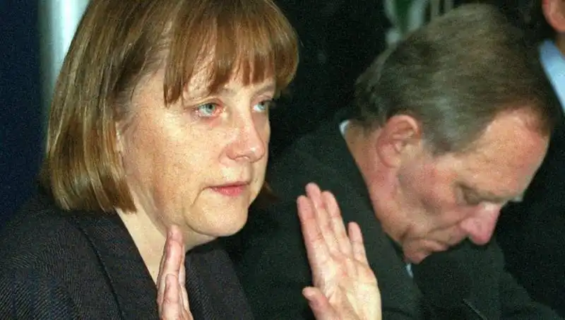 MERKEL E SCHAEUBLE