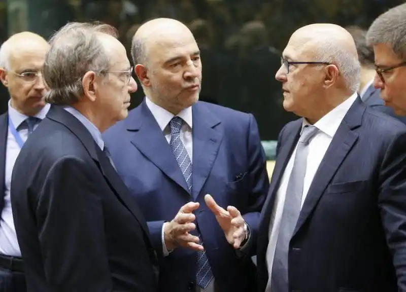 pier carlo padoan, pierre moscovici e michel sapin 4193e149