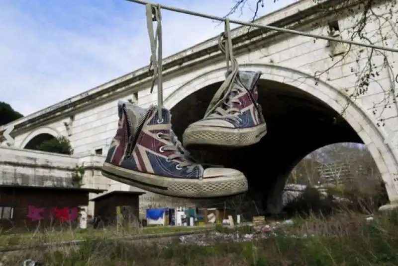 accampamenti e senzatetto sul tevere  4