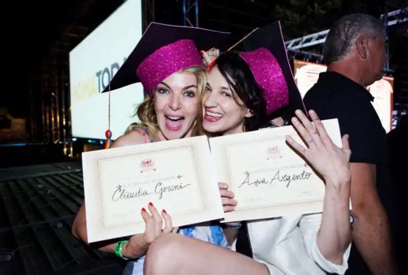 asia argento e claudia gerini al gay village