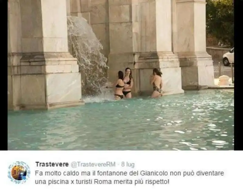 BAGNO IN BIKINI NELLA FONTANA DEL GIANICOLO  