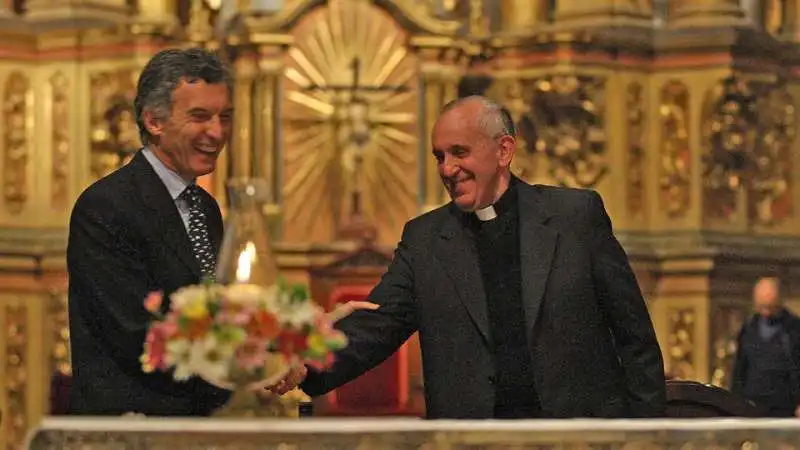 BERGOGLIO E MAURICIO MACRI