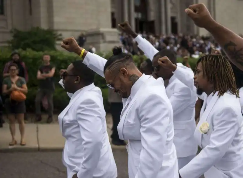 Black Power ai funerali di Philando Castile   