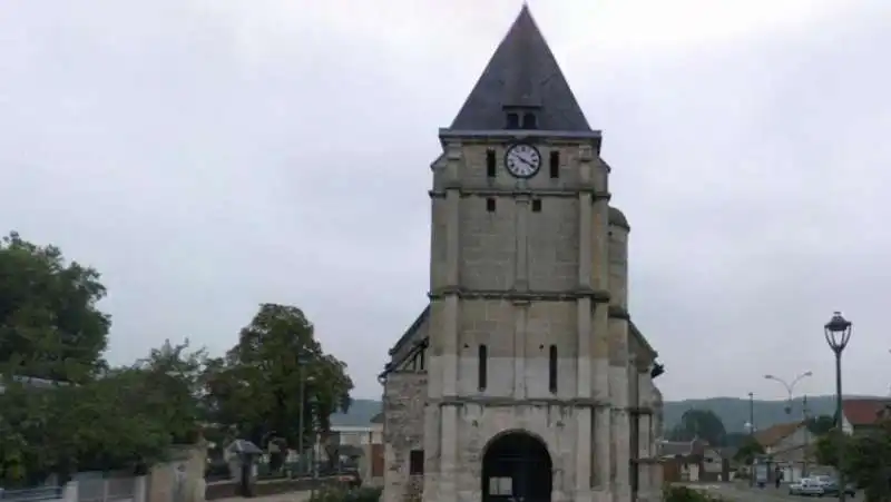 CHIESA VICINO ROUEN 2