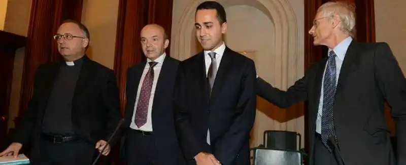 DI MAIO AL CONVEGNO CATTOLICO