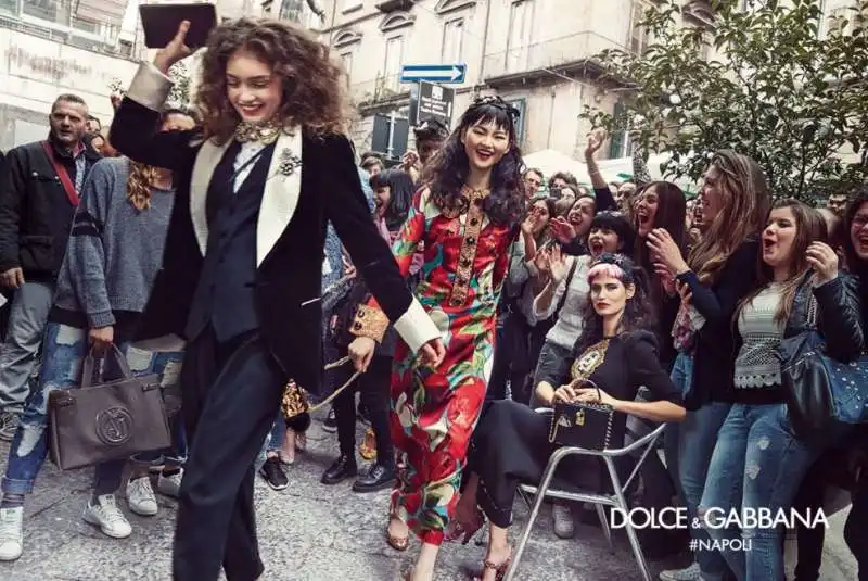 DOLCE E GABBANA NAPOLI 9