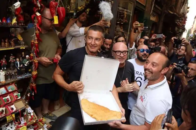 DOLCE E GABBANA PIZZA FRITTA