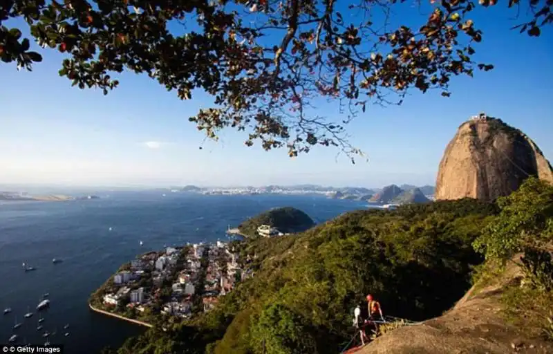  guanabara bay da lontano