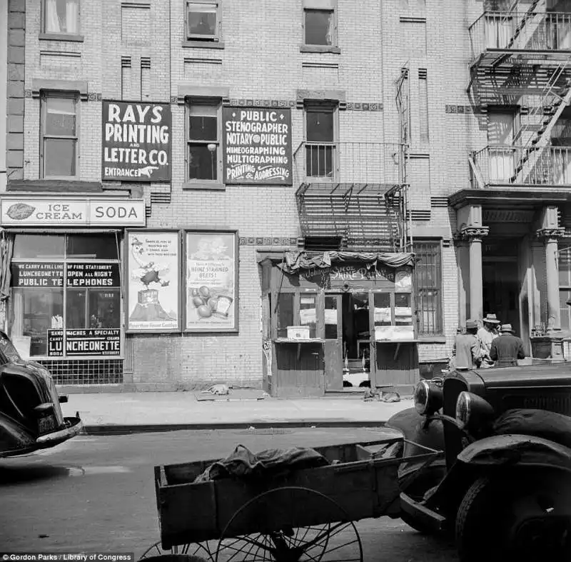 harlem di gordon parks 1