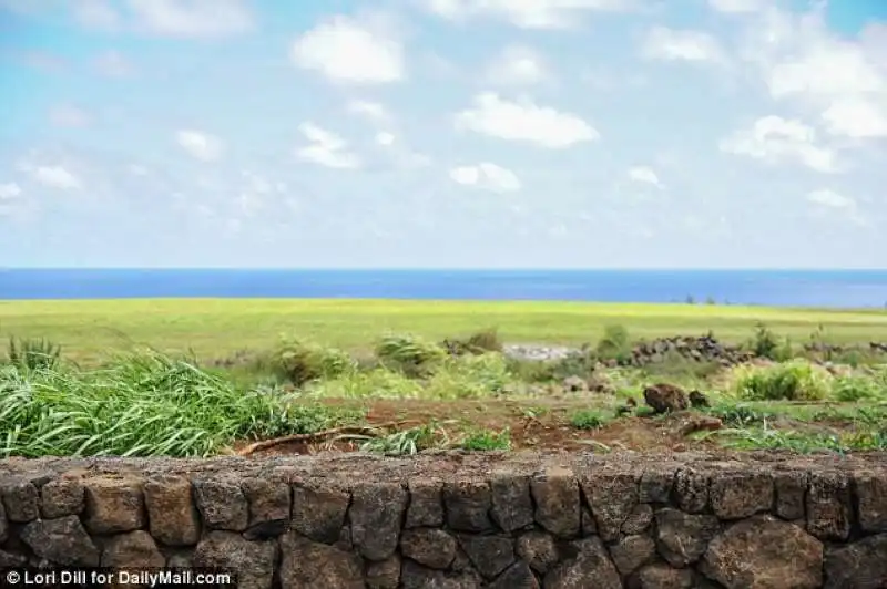 IL MURO INTORNO ALLA VILLA DI ZUCKERBERG ALLE HAWAII 