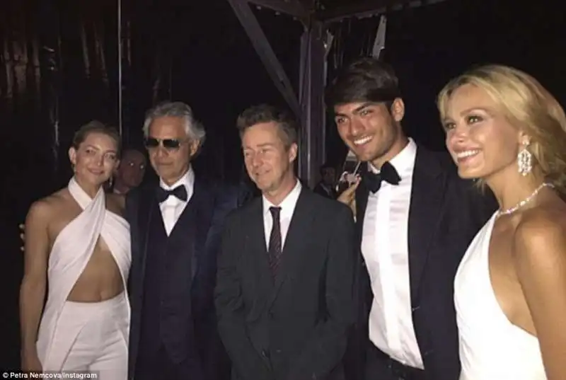 kate hudson con bocelli e edward norton