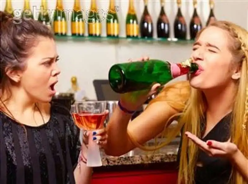 le donne sono piu soggette alla drunkorexia