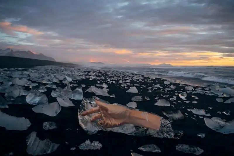 opera di hula su iceberg