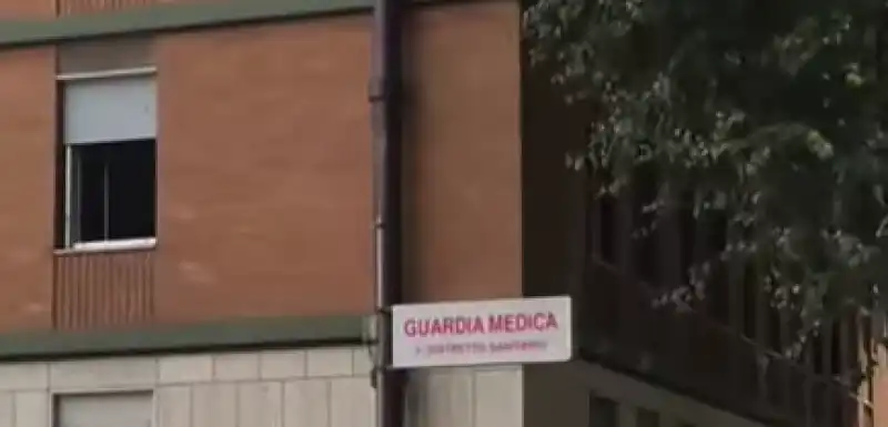 OSPEDALE DONNA MORSA TOPO