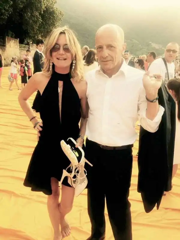 sallusti e patrizia sulla passerella di christo