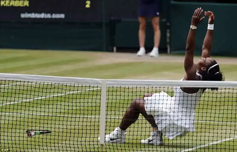 serena  williams  vince il settimo wimbledon