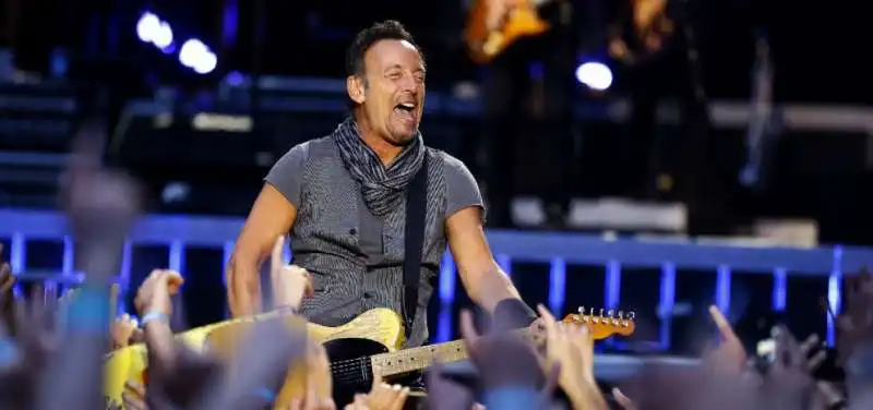 SPRINGSTEEN