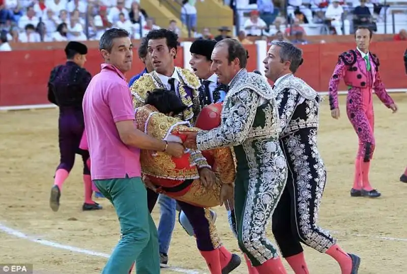 victor   barrio   torero morto  