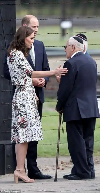 4kate e william campo di concentramento in polonia