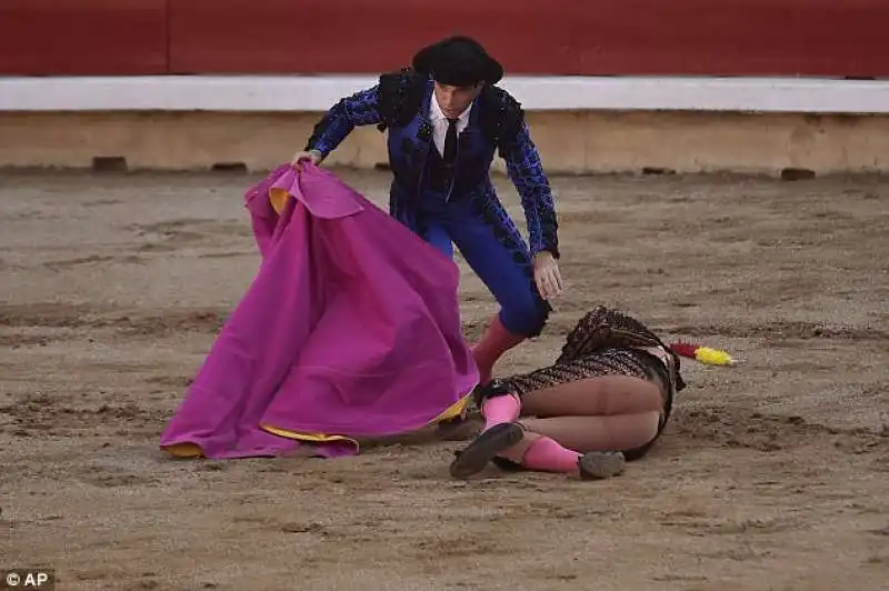 banderillero a terra a pamplona