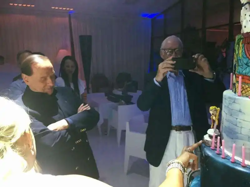 berlusconi al compleanno di francesca pascale   