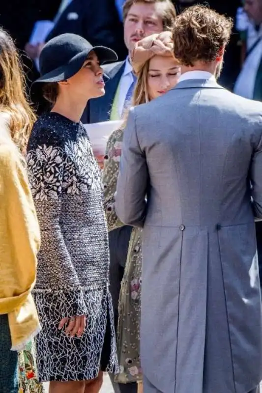 charlotte casiraghi con pierre e beatrice borromeo