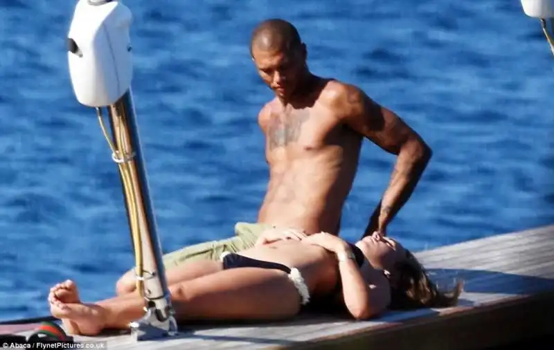 chloe green e jeremy meeks in yacht