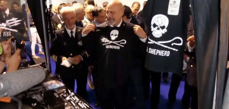 giuseppe de giorgi con sea shepherd