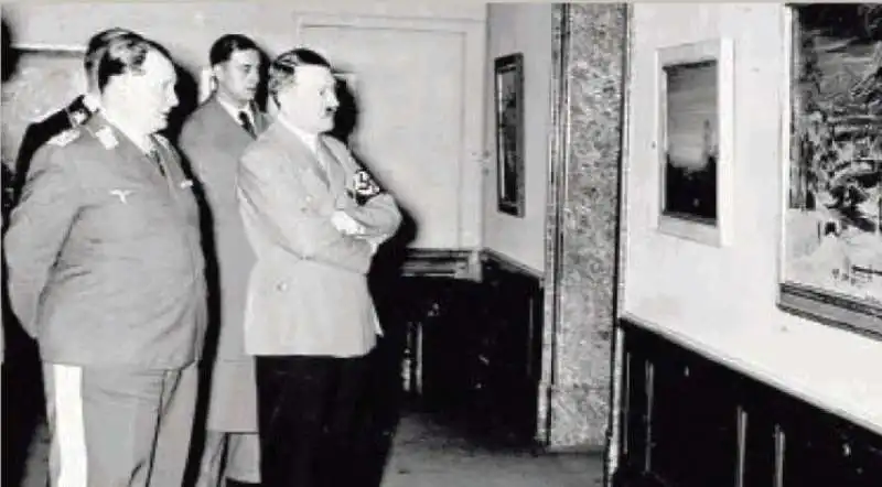 HITLER E GOERING VISITANO LA MOSTRA DI MONACO