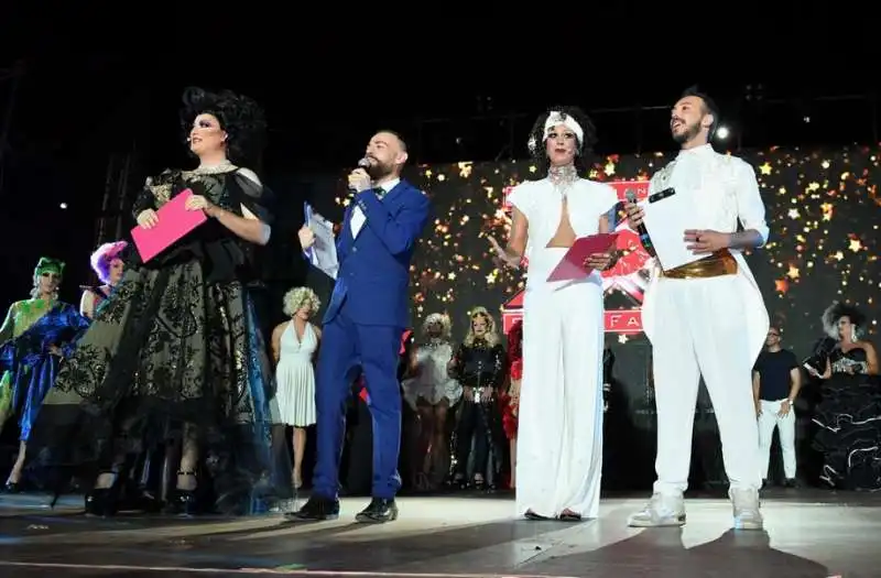 i conduttori della finale drag factor