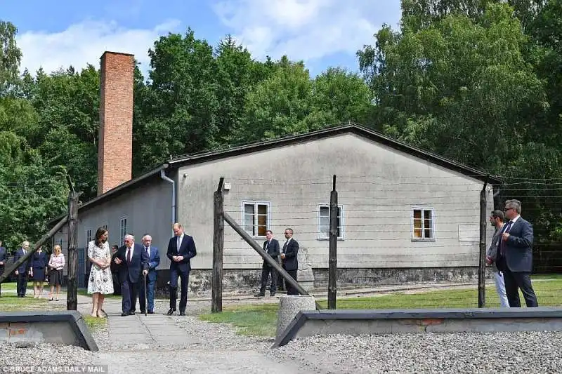 kate e william campo di concentramento di stutthoff copia 2