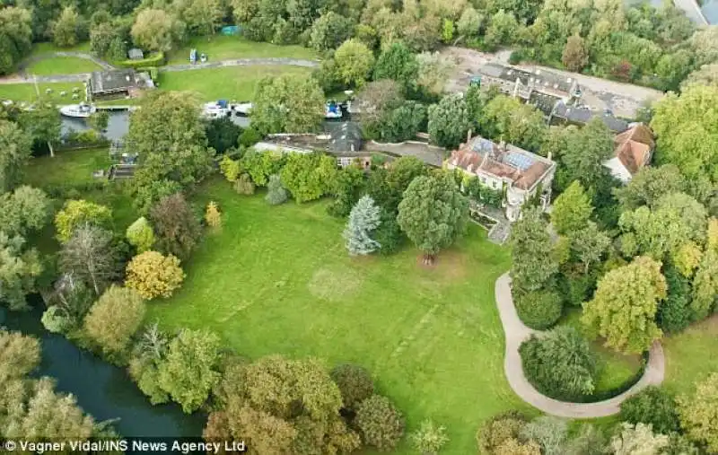 la villa di clooney a sonning on thames nel berkshire