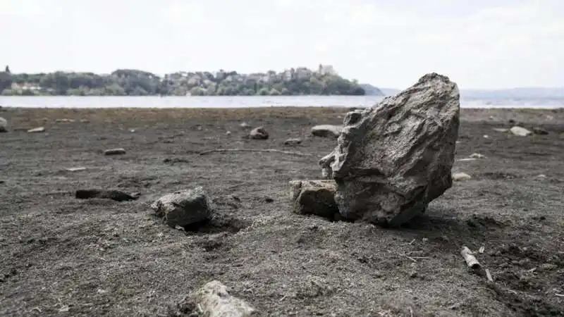 LAGO DI BRACCIANO