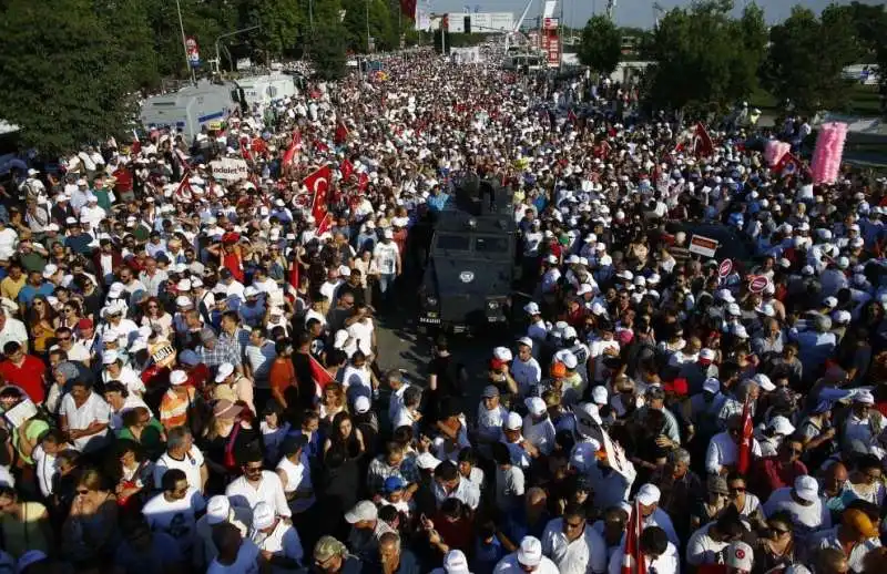 marcia di protesta contro erdogan 7