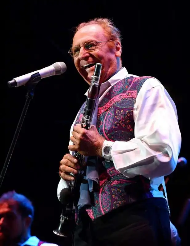 renzo arbore e il clarinetto