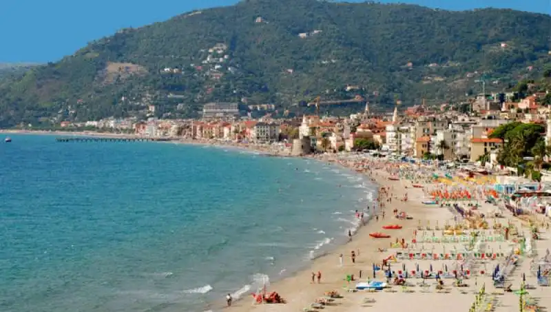 SPIAGGIA DI ALASSIO