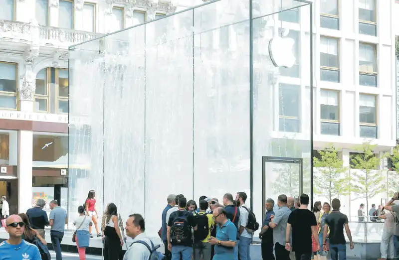 apple store milano 1