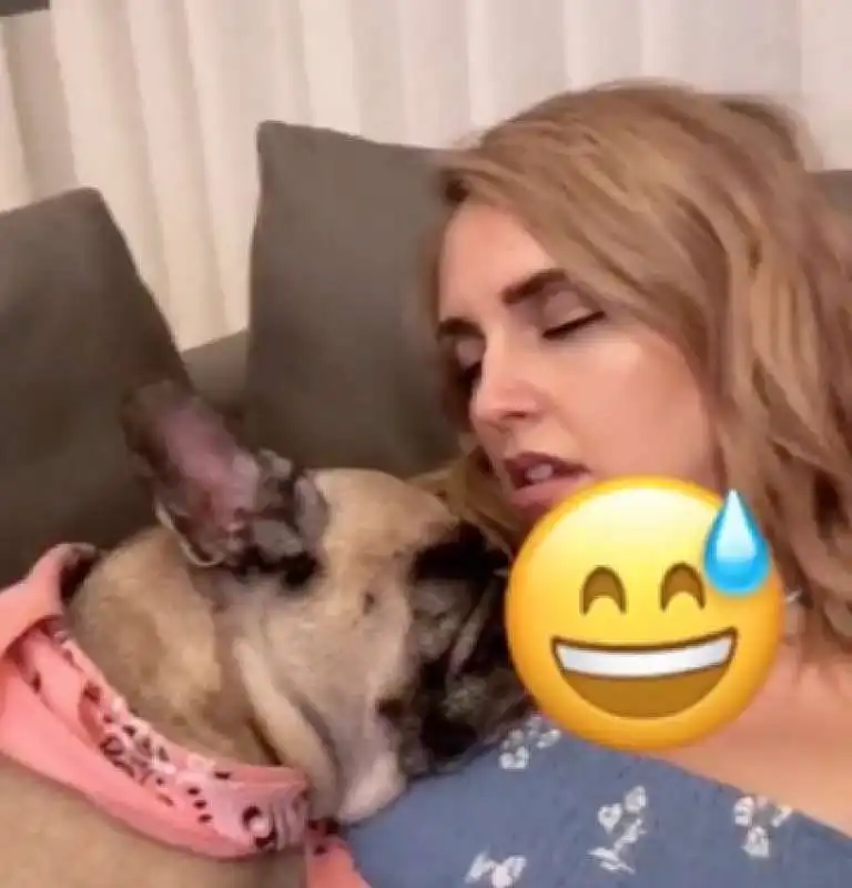 chiara ferragni dorme davanti a temptation island