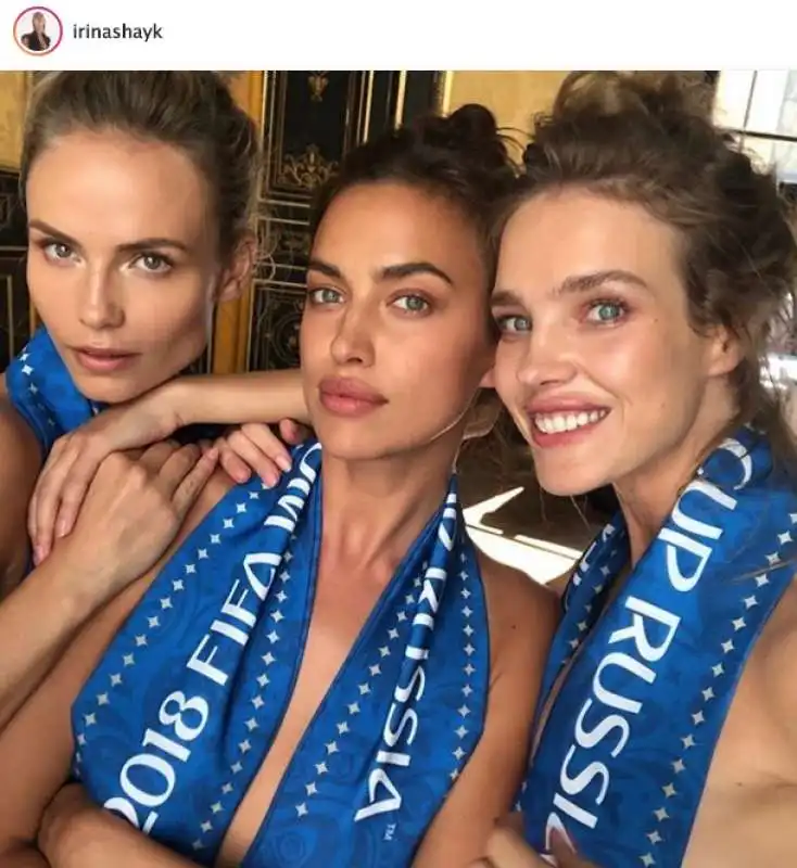 irina shayk tifa russia con le amiche modelle