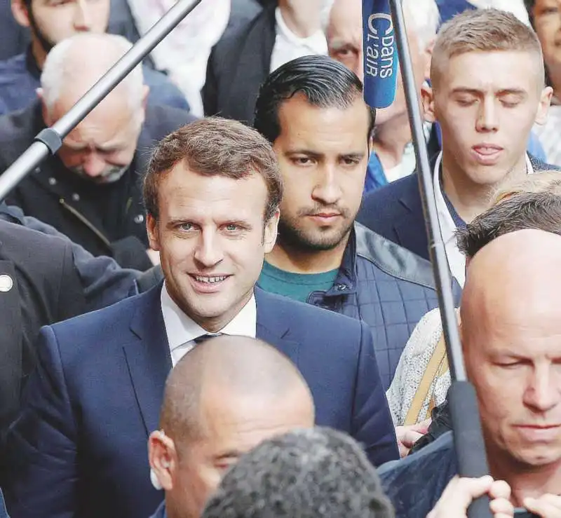 MACRON BENALLA 1