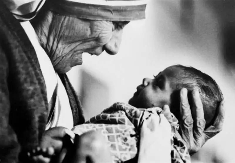 madre teresa di calcutta bambini 1