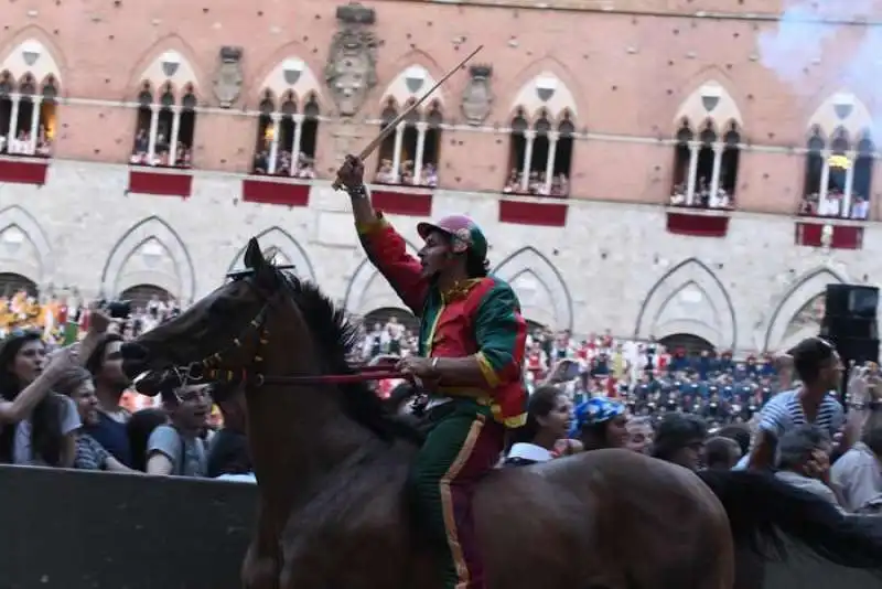 PALIO SIENA DRAGO 2