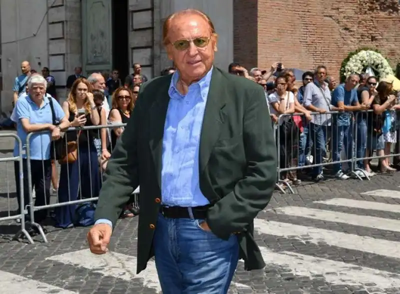 renzo arbore