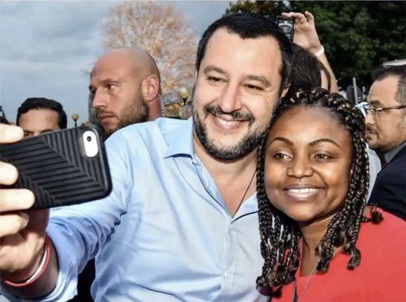 salvini selfie 7